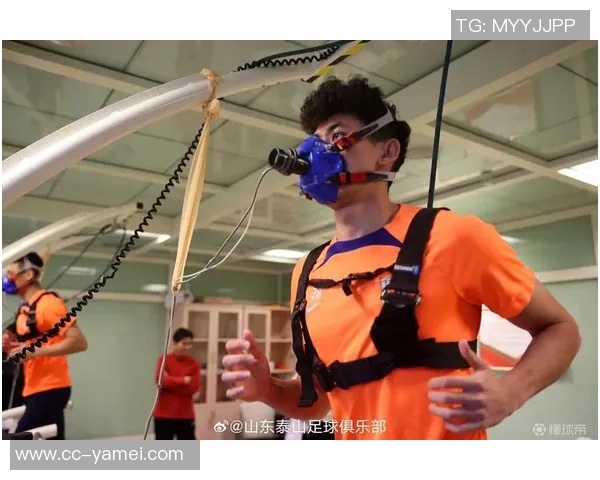 山东泰山开启三周冬训之旅1月7日从泰安出发前往海口备战新赛季